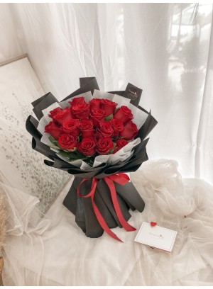 TF0008  Rose Bouquet